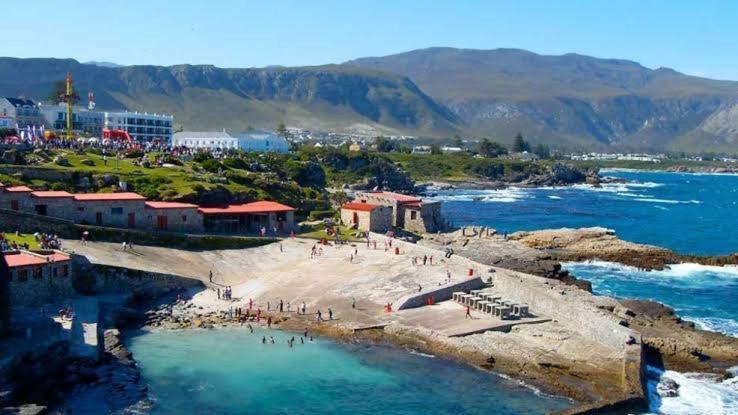 Central Mountain View Apartment, Hermanus Waterfront 외부 사진